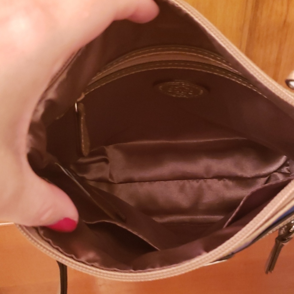 Beautiful blue and tan Dana Buchman bag. - Picture 4 of 4